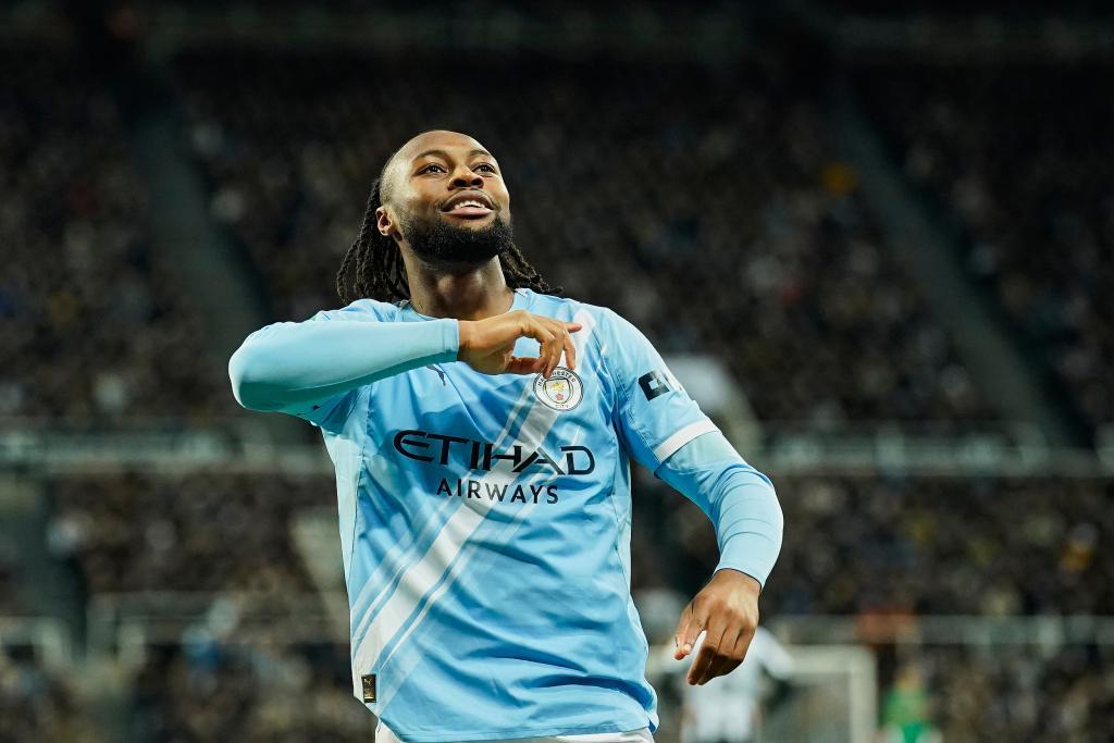 世界杯官方直播入口app下载-体坛联播｜联赛杯半决赛首回合曼城获胜，马竞国王杯晋级