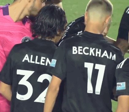 世界杯官方直播入口app下载-贝克汉姆二公子上演处子秀，传中脚法比他爹如何？