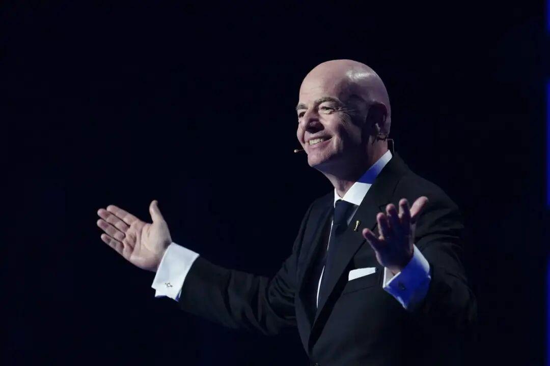 世界杯比赛在线观看地址-FIFA主席两次为“体育火炉”打call，武汉凭什么？